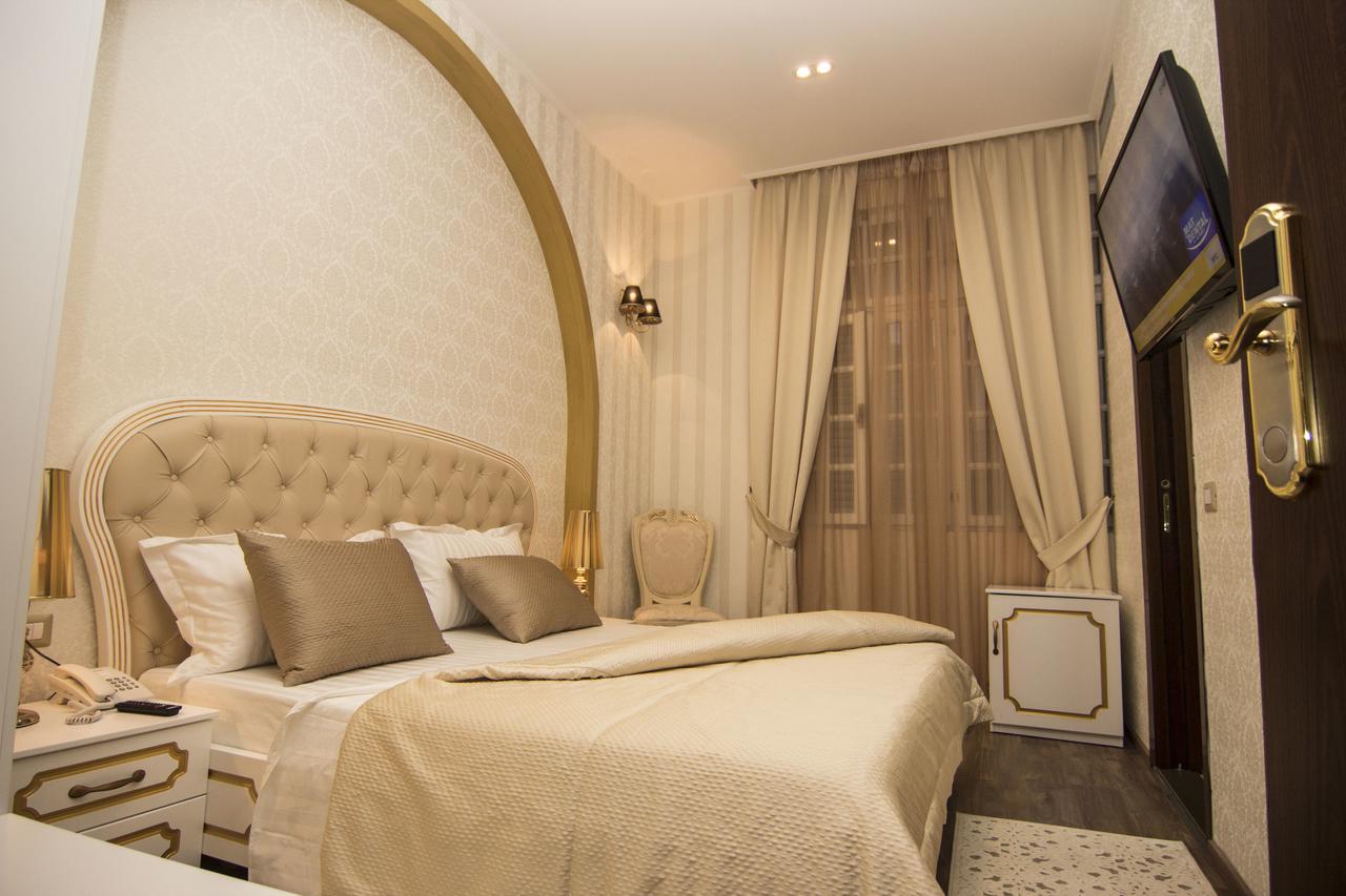 Hotel Boutique Restaurant Gloria Tirana Exterior photo