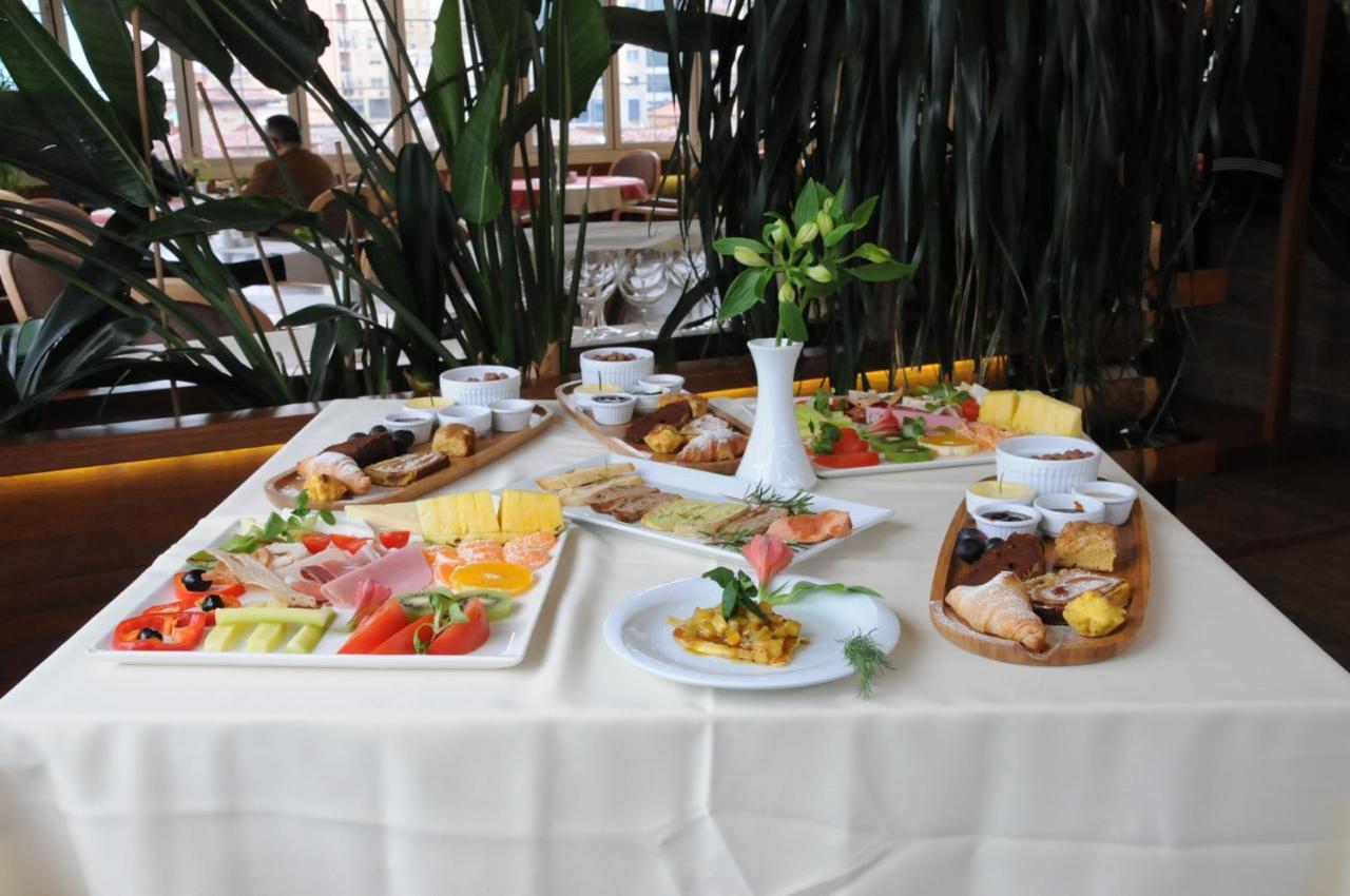 Hotel Boutique Restaurant Gloria Tirana Exterior photo